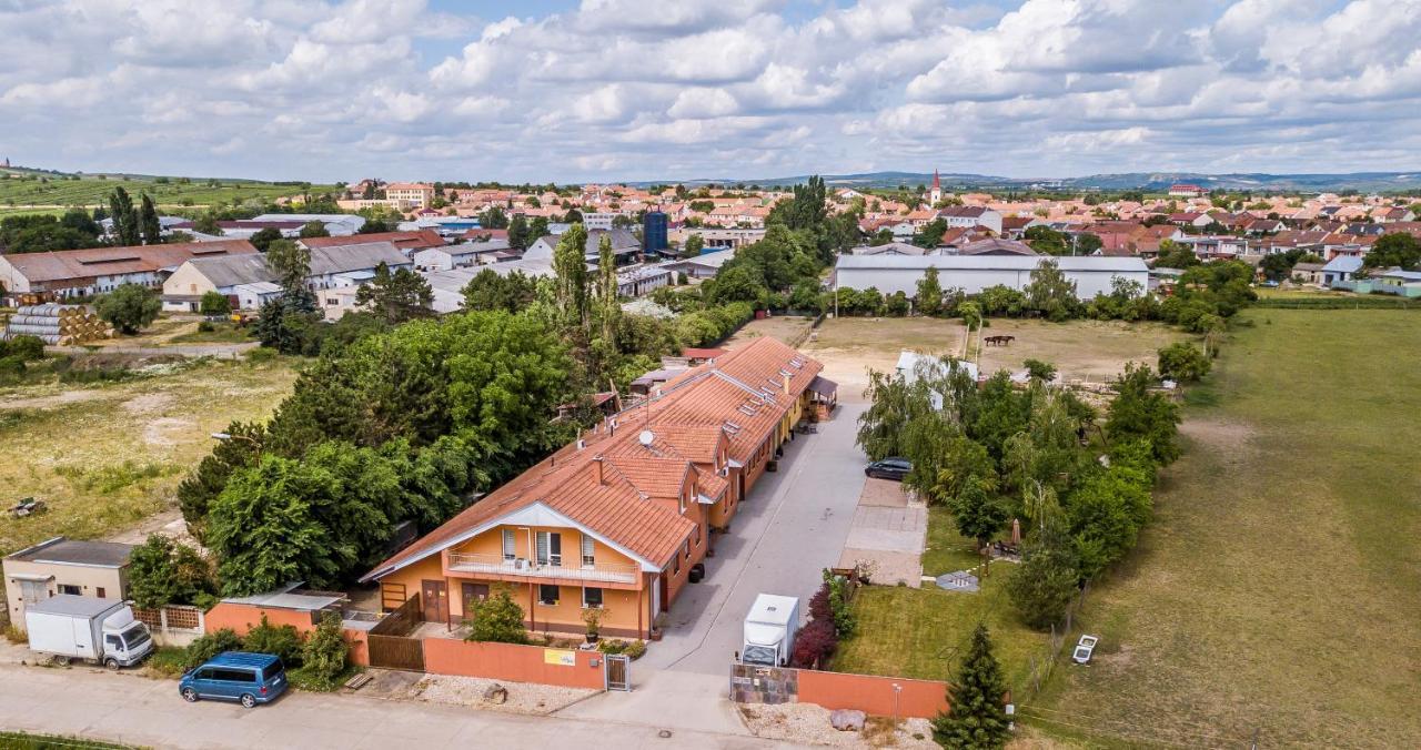 Penzion U Dablova Kopyta Rakvice Eksteriør billede
