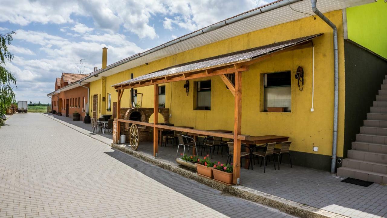 Penzion U Dablova Kopyta Rakvice Eksteriør billede
